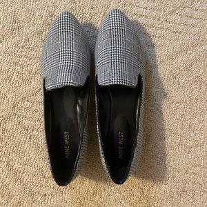 Nine West Plaid Black and White. Never worn - NWOT